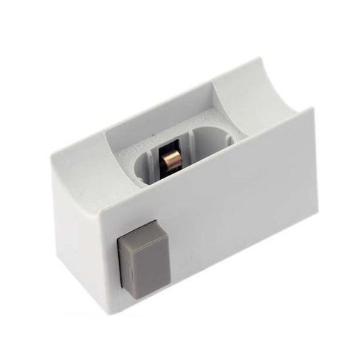 Изображение 675 (S14d) с выключателем | Патрон S14d для линейных ламп накаливания LINESTRA (Т- образных) с выключателем 675 (S14d) с выключателем Osram