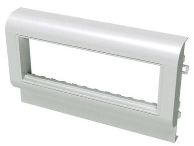 Изображение 10653 | Суппорт-рамка 6 мод. BRAVA в к-к осн. 100 In-Liner 10653 DKC (ДКС)